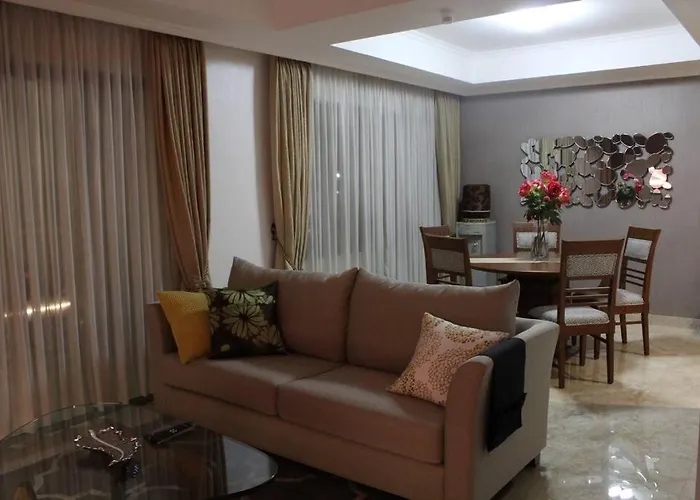 Mara\'S Cozy Apartment At Kuningan Area